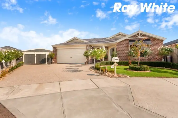 Second view of Homely house listing, 5 Heather Court, Koo Wee Rup VIC 3981