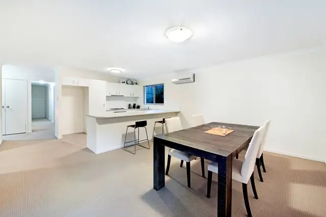 15 Saltwater Boulevard, Oxenford QLD 4210