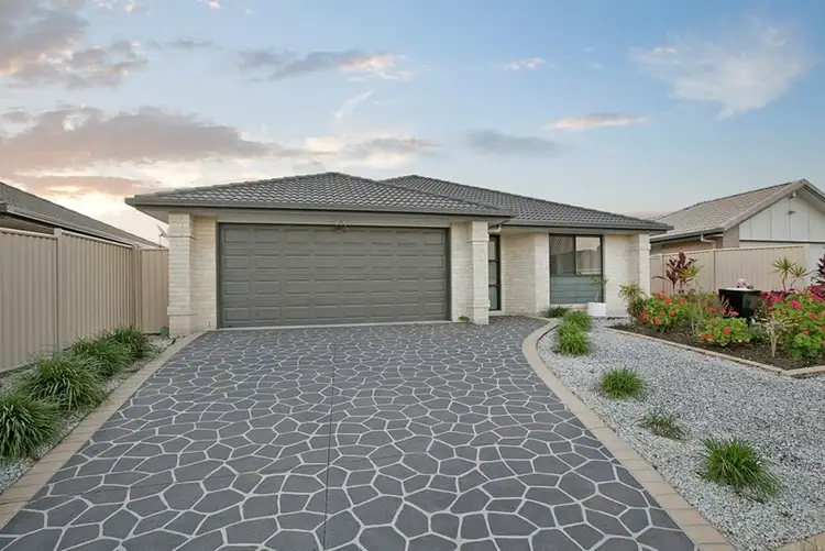 Second view of Homely house listing, 8 Sasha Street, Wynnum West QLD 4178