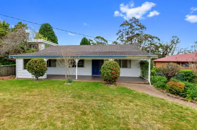 13 Oaklands Street, Mittagong NSW 2575