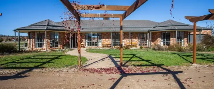 117-127 Farm Street, Boorowa NSW 2586