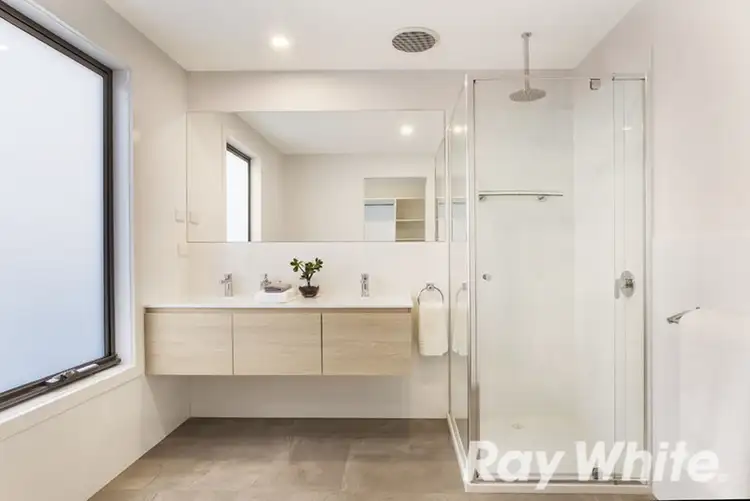 Seventh view of Homely townhouse listing, 4A Weatherlake Street, Watsonia VIC 3087