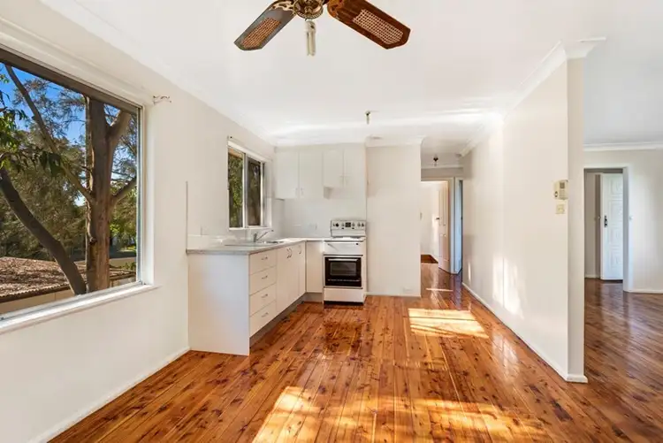 Fourth view of Homely house listing, 287 Lakedge Avenue, Berkeley Vale NSW 2261