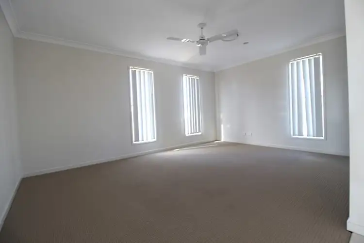 Seventh view of Homely house listing, 7 Ivers Place, Emerald QLD 4720