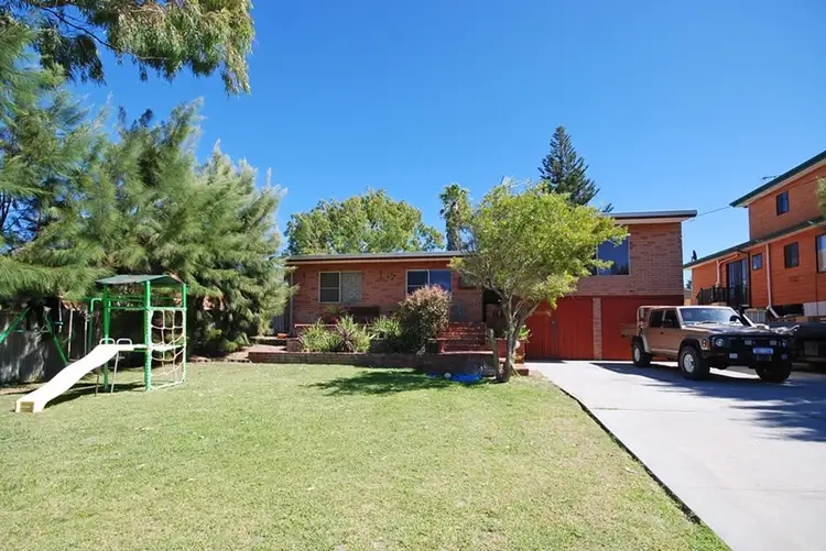 Second view of Homely house listing, 8 Hawaii Road, Jurien Bay WA 6516