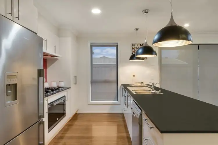 Second view of Homely house listing, 20 Sovereign Circuit, Glenfield NSW 2167