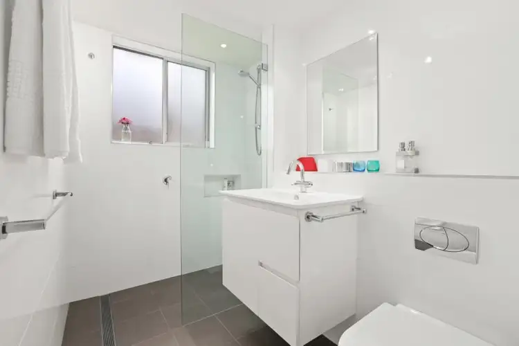 Fifth view of Homely unit listing, 4/27 Harnett Avenue, Marrickville NSW 2204