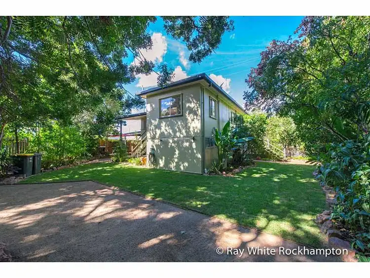 Sixth view of Homely house listing, 100 Park Street, Park Avenue QLD 4701