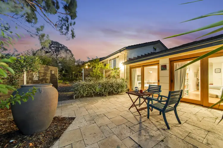 14 Packer Street, Weetangera ACT 2614
