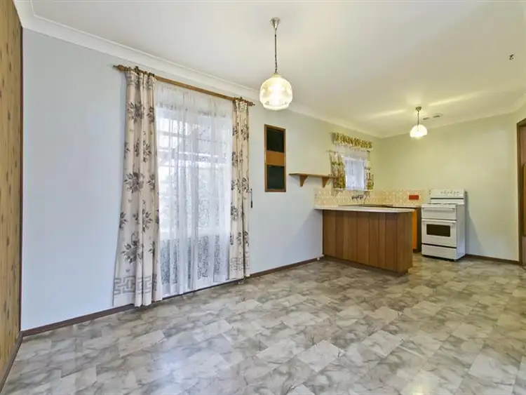 Fifth view of Homely house listing, 3 Erlunga Court, Pooraka SA 5095