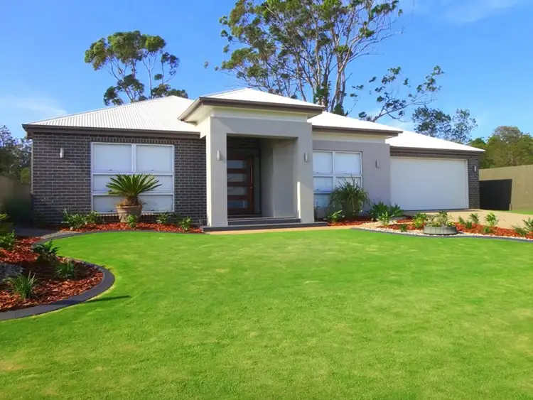18 Brimblecombe Drive, Middle Ridge QLD 4350