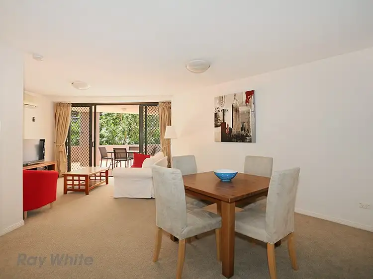 Sixth view of Homely unit listing, 2/66 Dunmore Terrace, Auchenflower QLD 4066