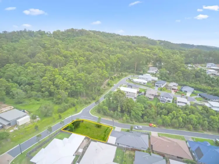 1 Flagstaff Place, Upper Kedron QLD 4055