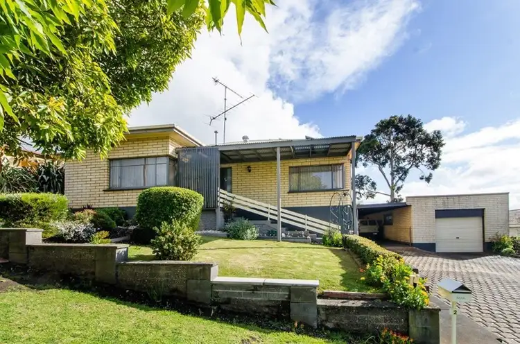 2 Warren Street, Mount Gambier SA 5290