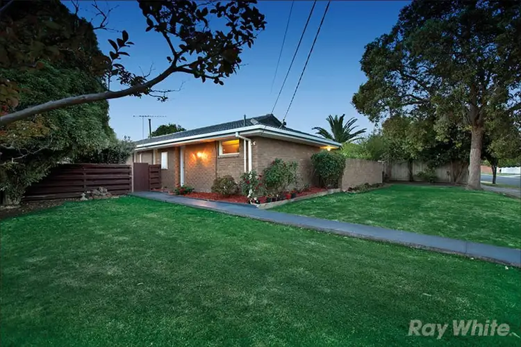 38 Denver Crescent, Mulgrave VIC 3170