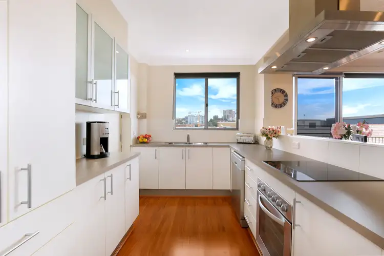 Main view of Homely unit listing, 13/56 Kembla Street, Wollongong NSW 2500