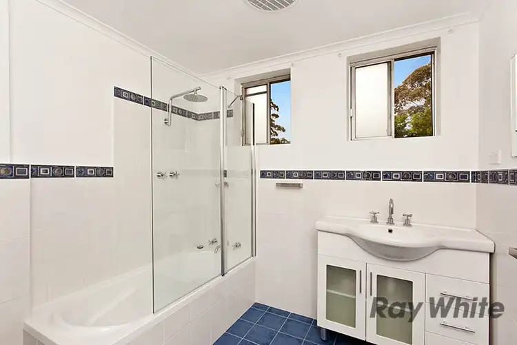 Fifth view of Homely unit listing, 4/15 Gilmore Street, West Wollongong NSW 2500