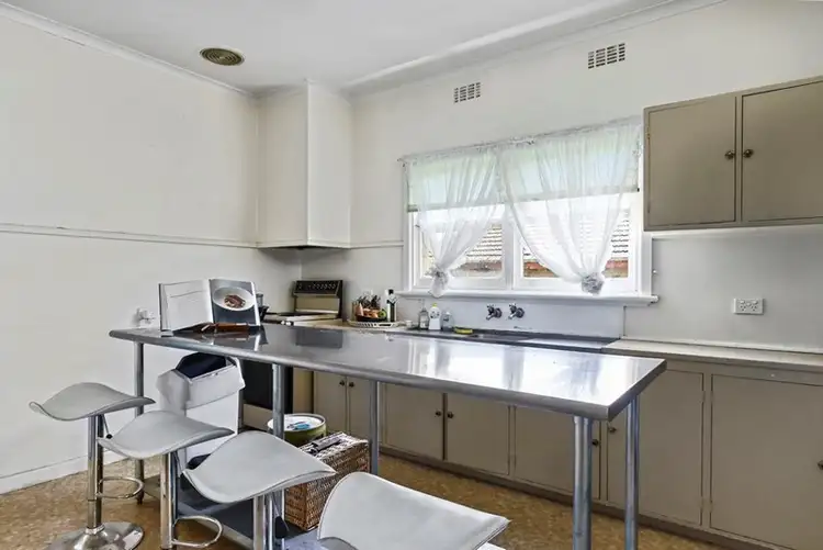 Sixth view of Homely house listing, 29 Illoura Avenue, Ringwood East VIC 3135