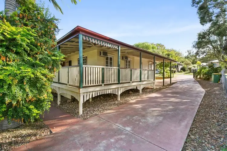 1 Taylor Street, Eastern Heights QLD 4305