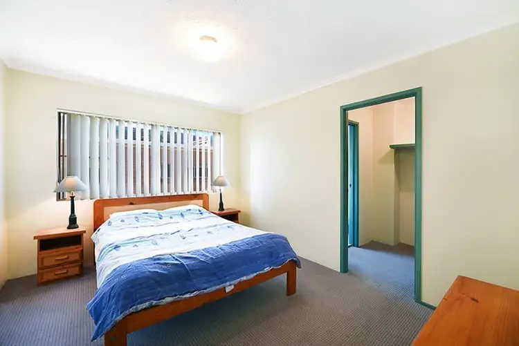 Sixth view of Homely apartment listing, 4/13 Stanhill Drive, Chevron Island QLD 4217