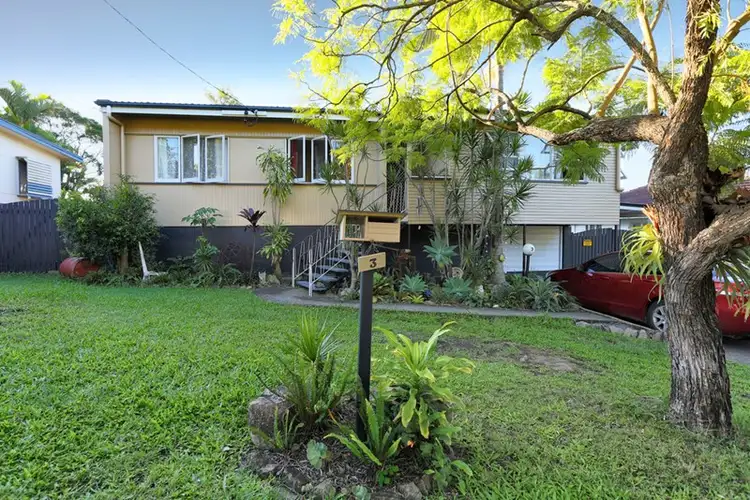 3 Campana Street, Oxley QLD 4075