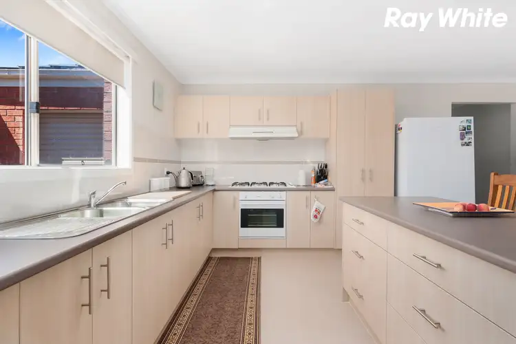 Fourth view of Homely house listing, 7 Spencer Place, Pakenham VIC 3810