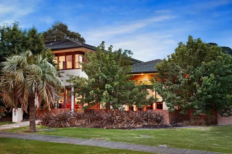 Main view of Homely townhouse listing, 21 Springthorpe Boulevard, Macleod VIC 3085