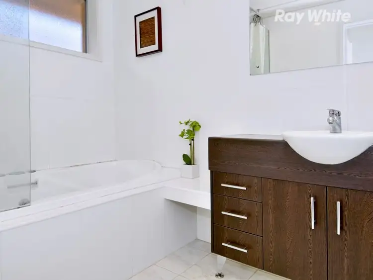 Seventh view of Homely house listing, 5 Henry Court, Epping VIC 3076