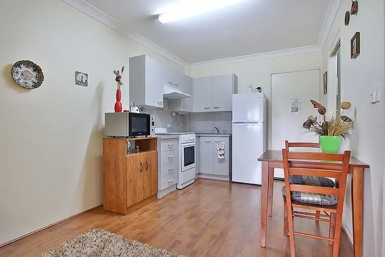 67 15 Carmichael Court, Wynnum West QLD 4178