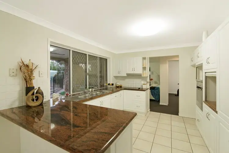 Seventh view of Homely house listing, 3 Kell Court, Carindale QLD 4152