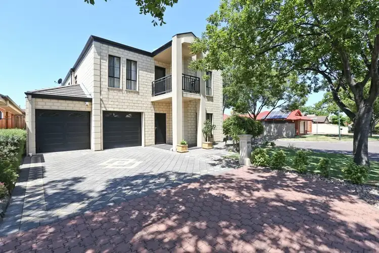 28 Hampton Drive, Oakden SA 5086