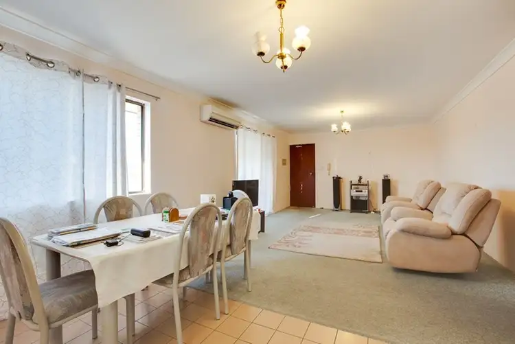 4/42 Macaulay Street, Coorparoo QLD 4151