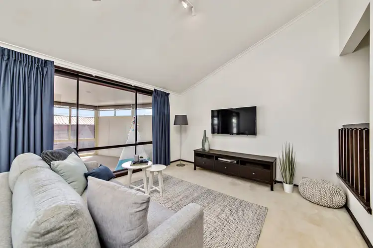 Fifth view of Homely house listing, 20 Rose Scott Circuit, Chisholm ACT 2905
