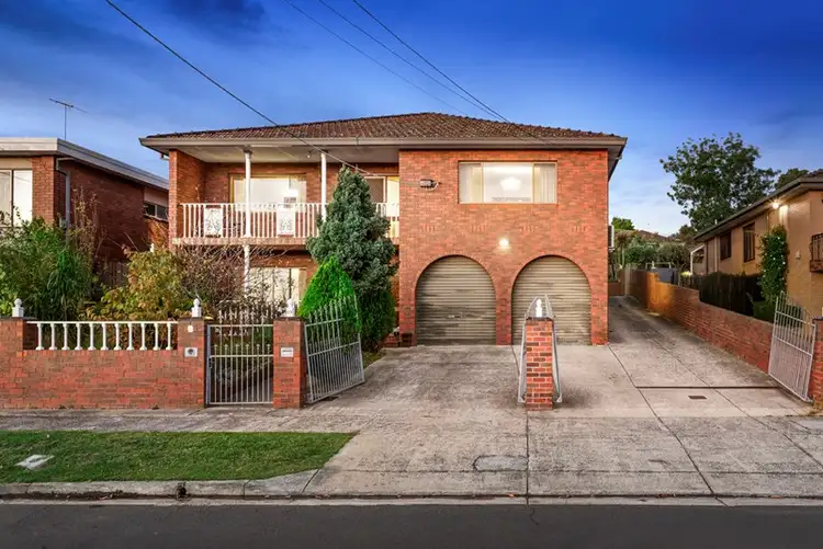 13 Cabena Crescent, Chadstone VIC 3148
