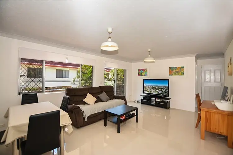 4/19 Huth Street, Labrador QLD 4215