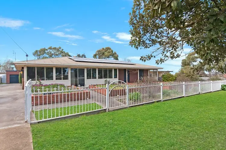 4 Webster Street, Mortlake VIC 3272