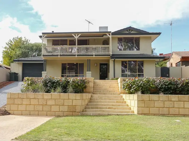 45 Mawson Crescent, Hillarys WA 6025