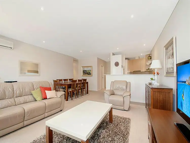 2/67 Warrangarree Drive, Woronora Heights NSW 2233