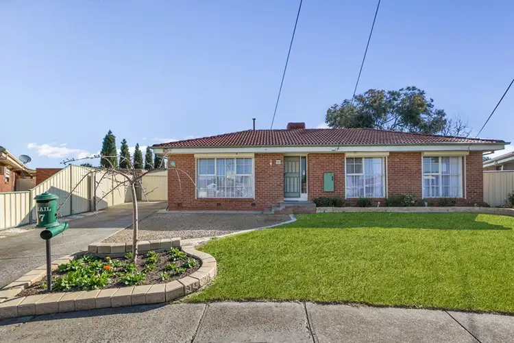 Main view of Homely house listing, 7 Pinnacle Court, Lalor VIC 3075