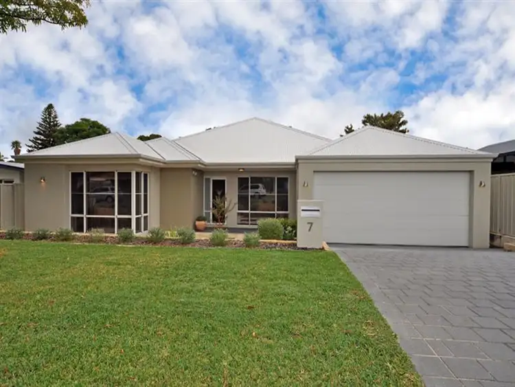 7 Stanley Street, Dianella WA 6059