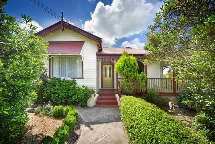 2 Carysfort Street, Blackheath NSW 2785