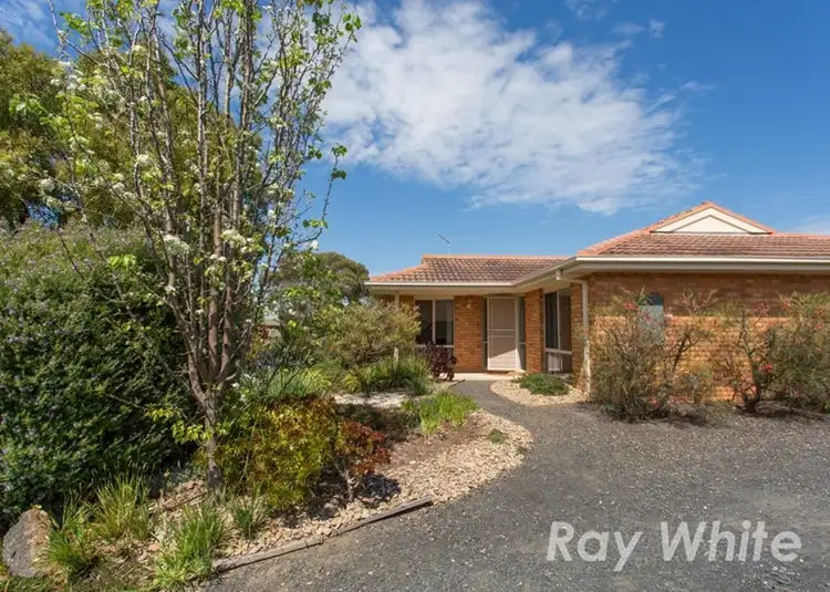 6 Hilltop Rise, Hastings VIC 3915