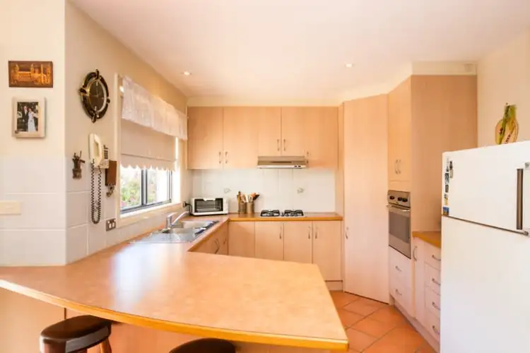 Fourth view of Homely townhouse listing, 2/182 Tenth Street, Mildura VIC 3500