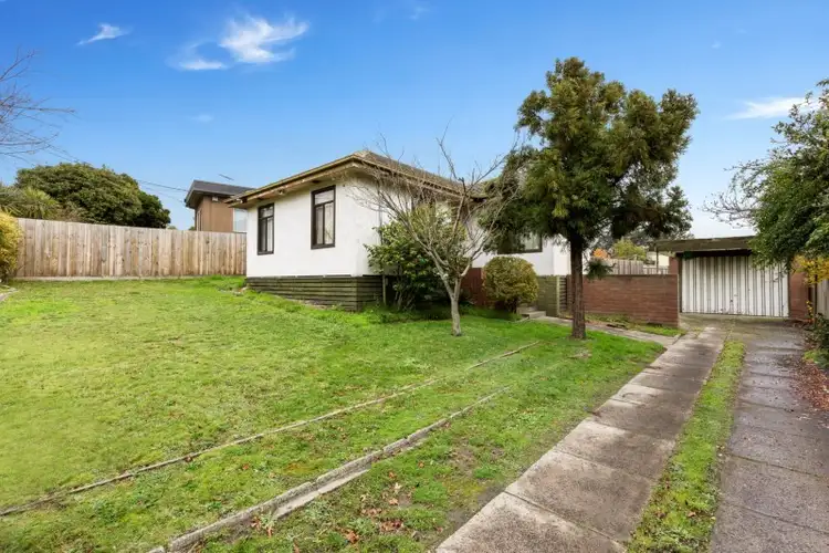 17 Bullarto Street, Chadstone VIC 3148