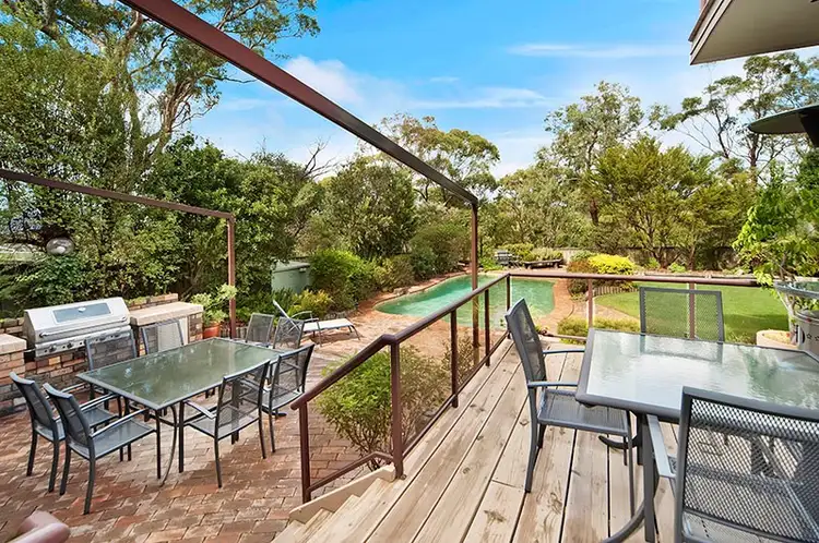 18 Jervis Drive, Illawong NSW 2234