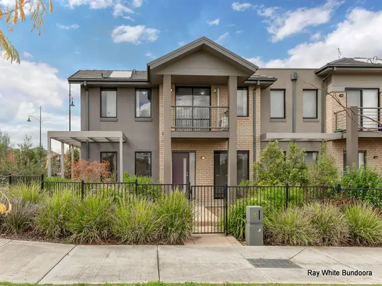 8 Saratoga Walk, Epping VIC 3076