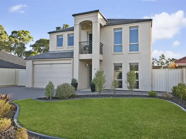 18 Reg Smith Crescent, Williamstown SA 5351