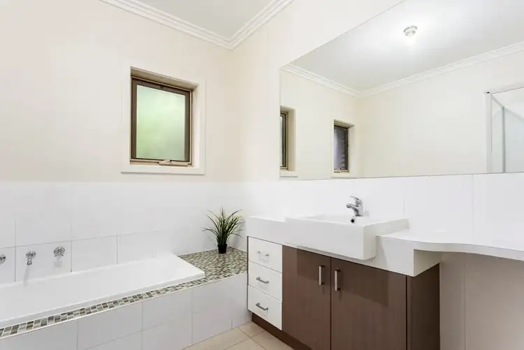 Seventh view of Homely unit listing, 1/10 Railway Parade, Chadstone VIC 3148