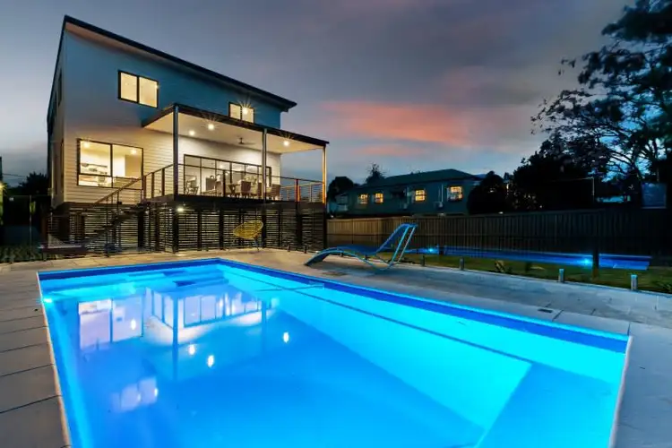 281 Long Street East, Graceville QLD 4075