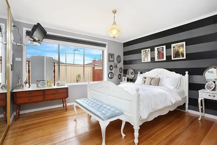 Seventh view of Homely house listing, 5 Lomond Court, Lalor VIC 3075